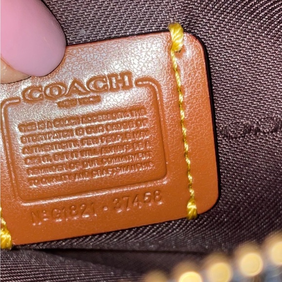 Coach Signature Wallet on Chain / Crossbody - Picture 7 of 8